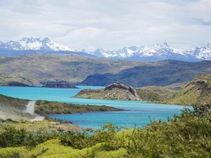 Tprkisblauer See im Torres del Paine Nationalpark